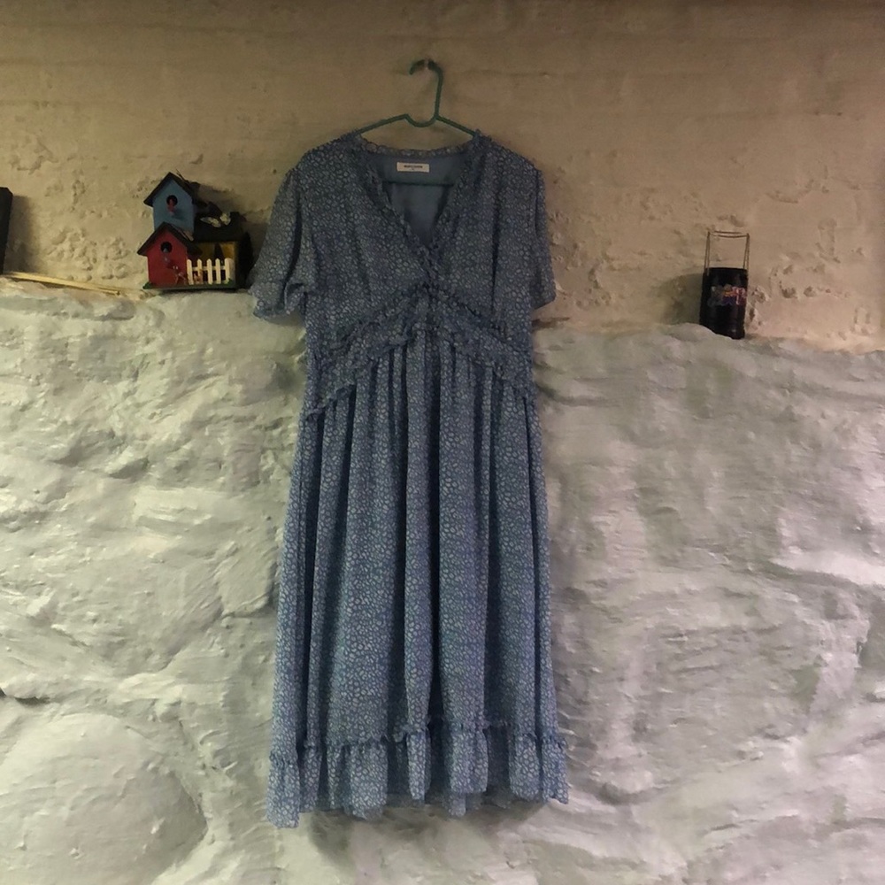 Mopoogoss midi dress XL Light Blue with white Short Sleeves